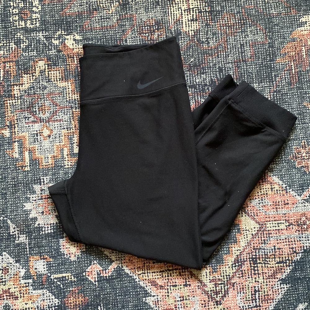 Dri-Fit Nike Capris - Large